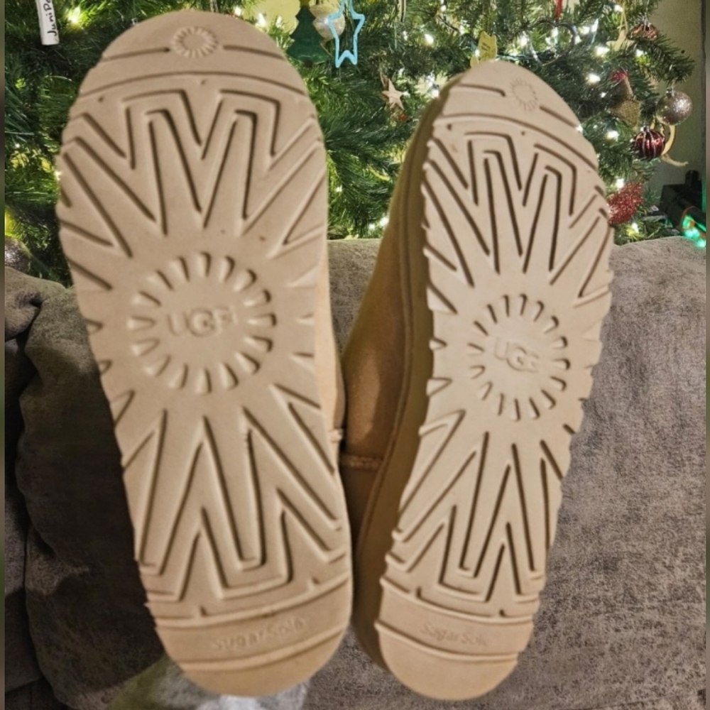 UGG Tan Ankle Boots - Picture 4 of 4